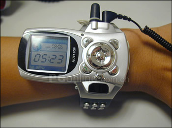 F88 online wrist phone